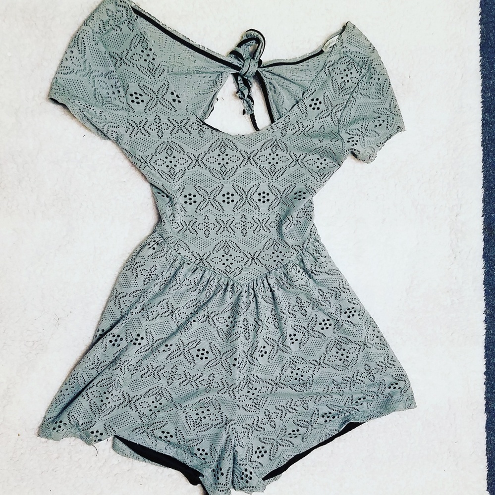 Mint green romper 💜For Bundles Only💜